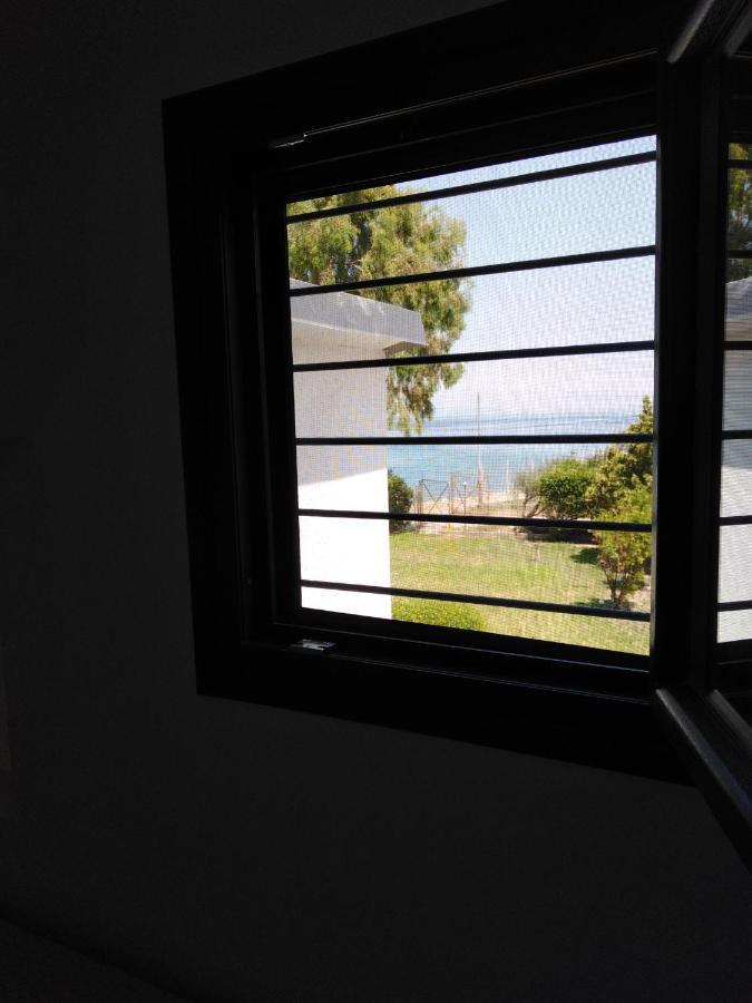 Villa Σπίτι Με Σοφίτα Μπροστά Στη Θάλασσα Trápeza Exterior foto