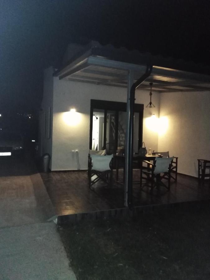 Villa Σπίτι Με Σοφίτα Μπροστά Στη Θάλασσα Trápeza Exterior foto